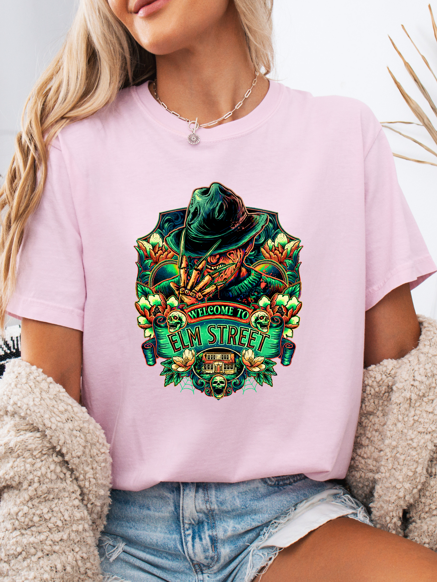 “Welcome to Elm Street” Crewneck, Sweatshirt & Tee – Spooky Season Essentials