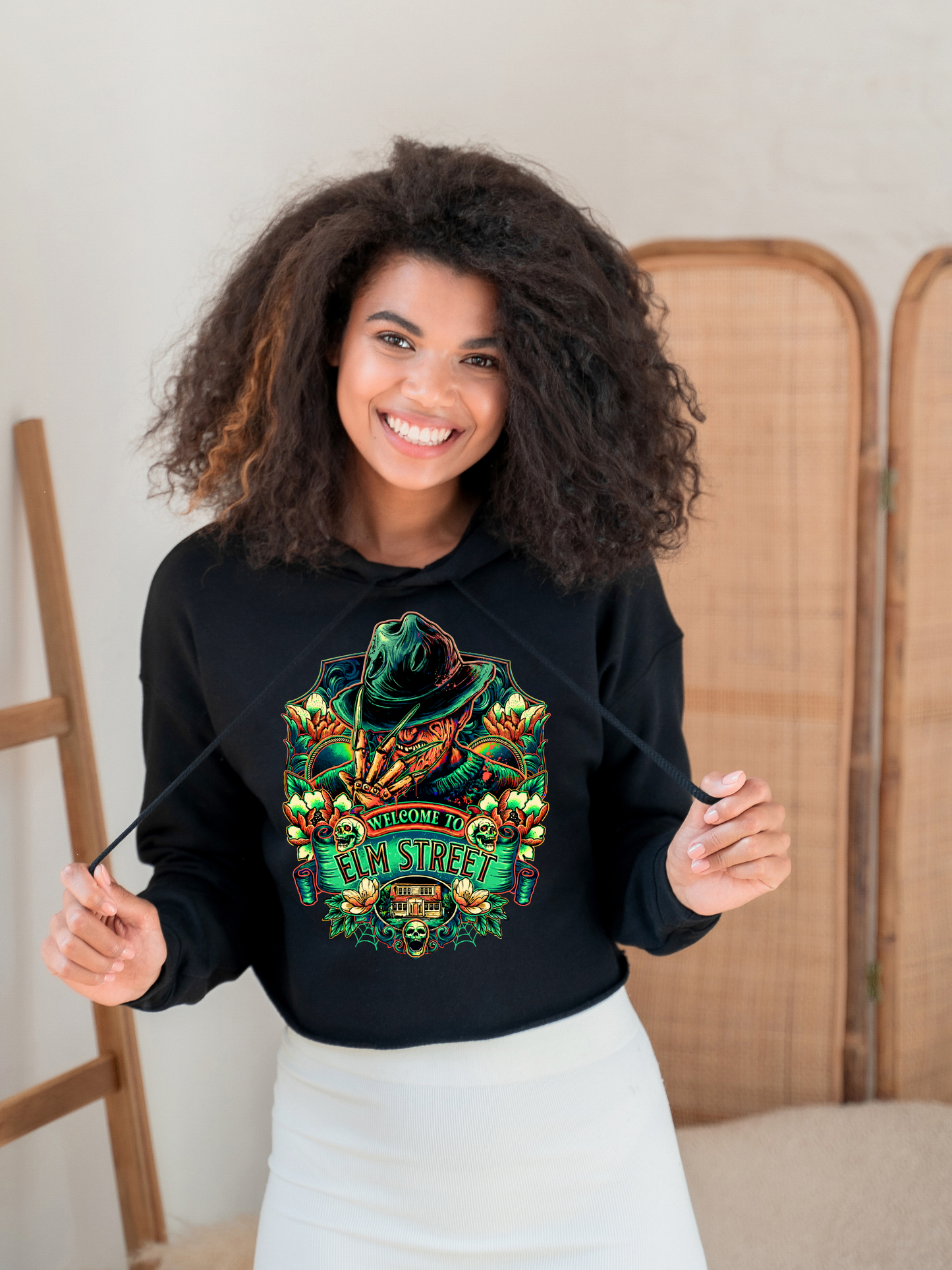 “Welcome to Elm Street” Crewneck, Sweatshirt & Tee – Spooky Season Essentials